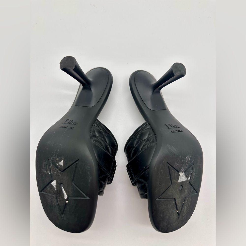 CHRISTIAN DIOR  Quilted Dio(r)evolution 80mm Slide Sandals 37 Black Leather EU37 - Picture 9 of 11